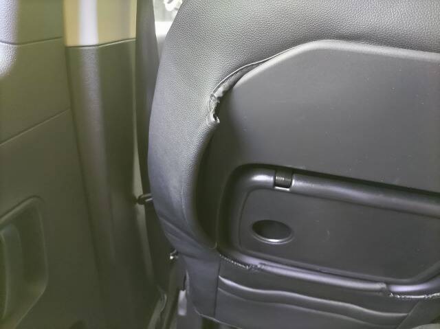ベルランゴシートカバー取り付け_16