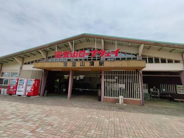 ロープウェイを使わず宝登山へ_19