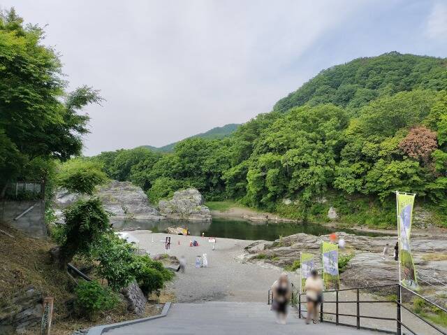 ロープウェイを使わず宝登山へ_27