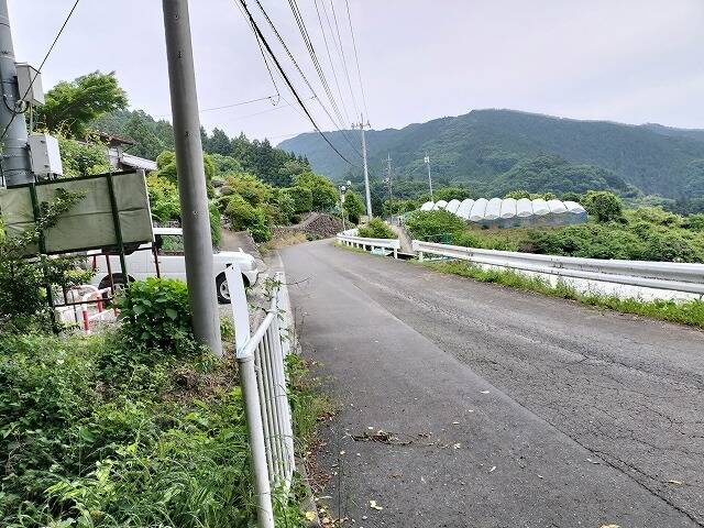 あしがくぼ山の花道駐車場から日向山(埼玉)へプチ登山_23