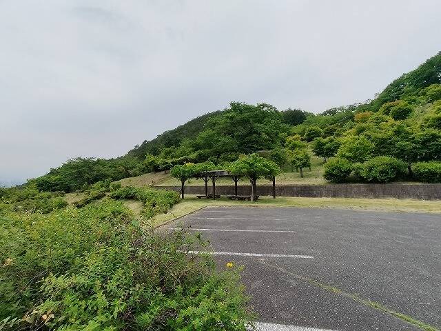 あしがくぼ山の花道駐車場から日向山(埼玉)へプチ登山_6